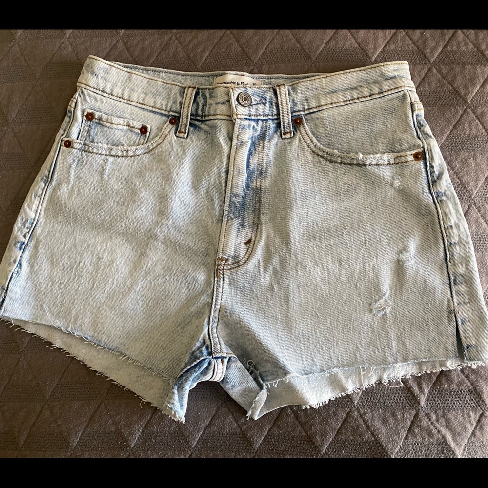 Abercrombie High Rise Mom Shorts